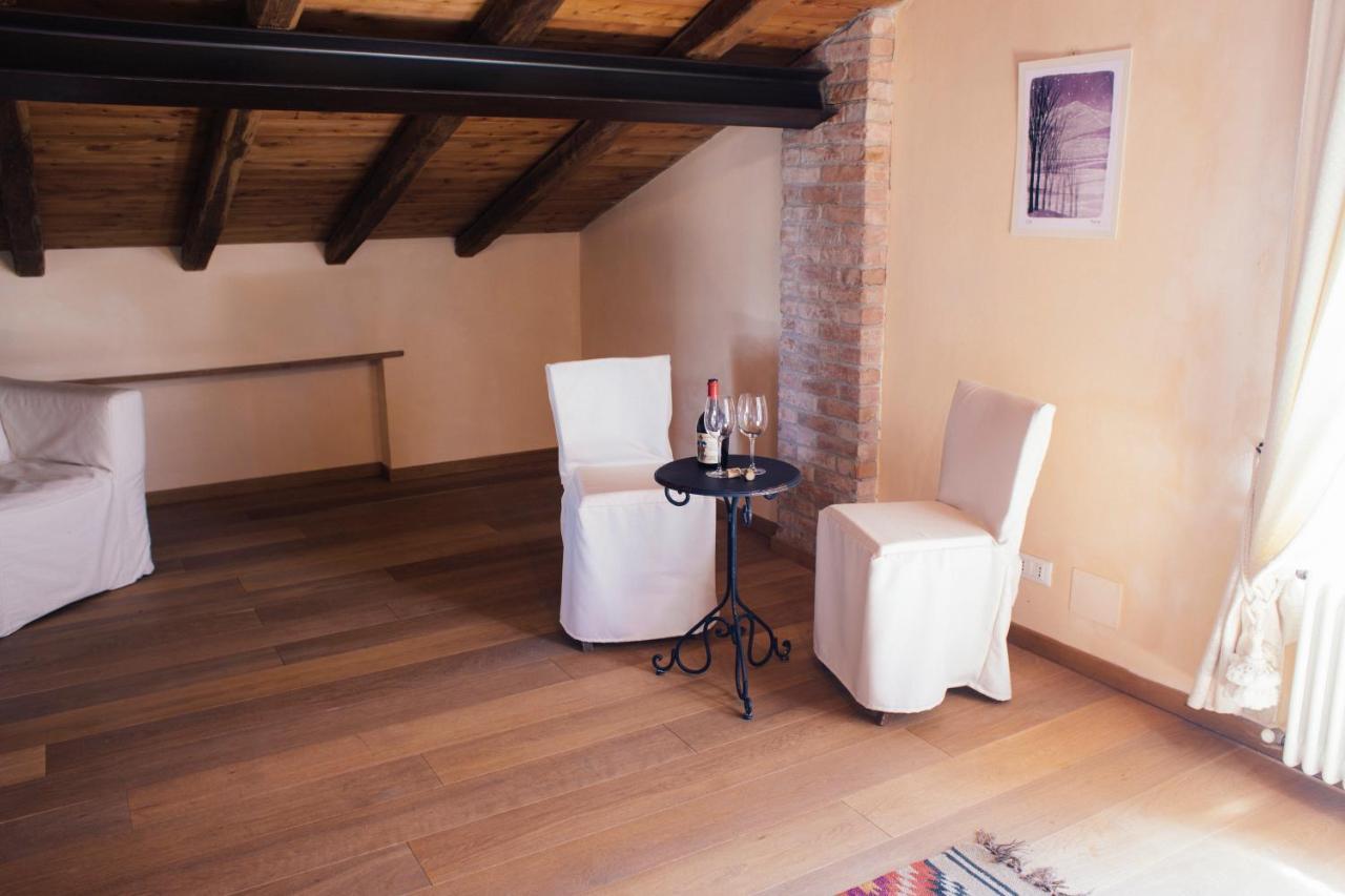 Agriturismo La Burlanda Fosdinovo Eksteriør billede