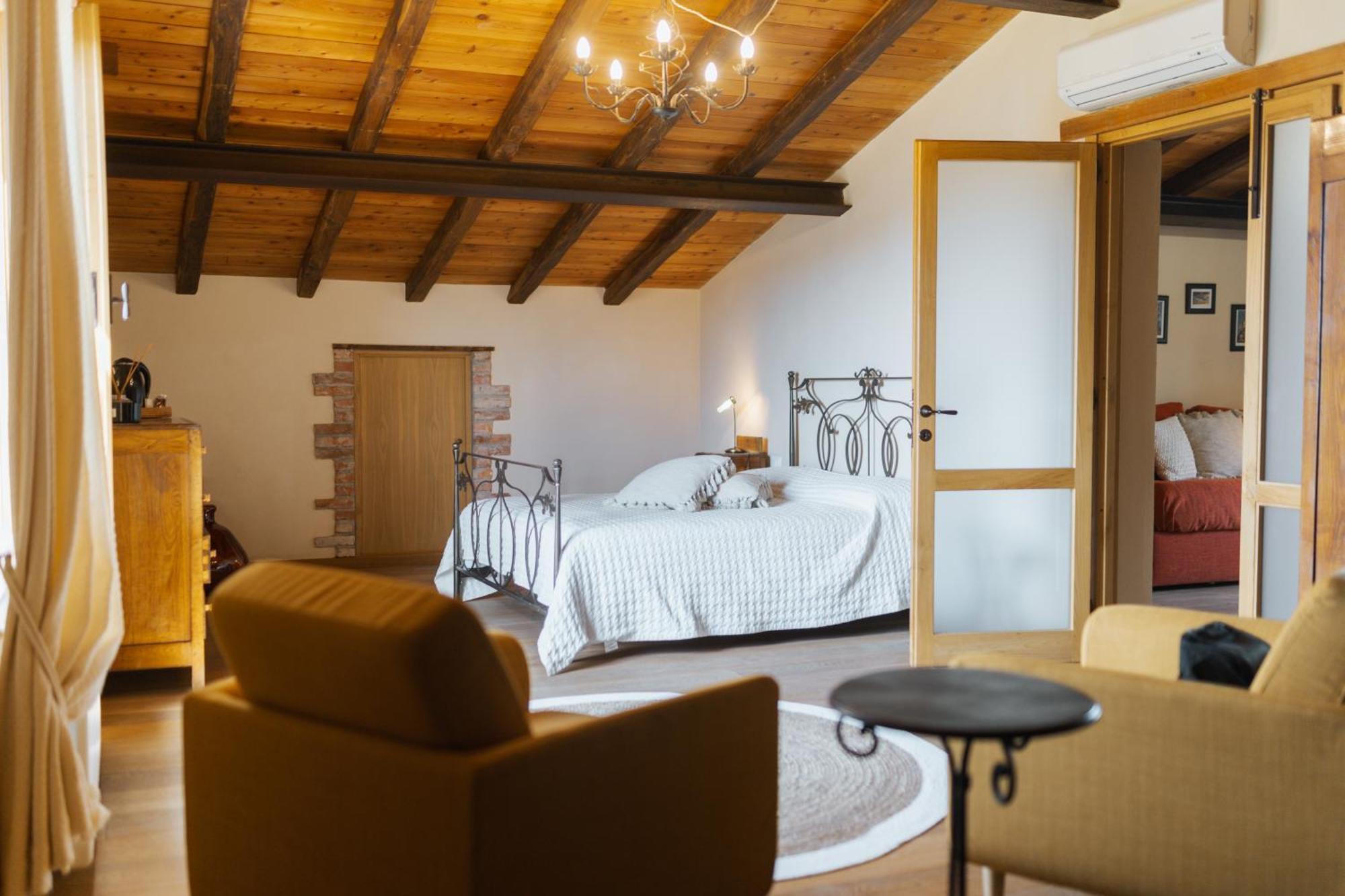 Agriturismo La Burlanda Fosdinovo Eksteriør billede