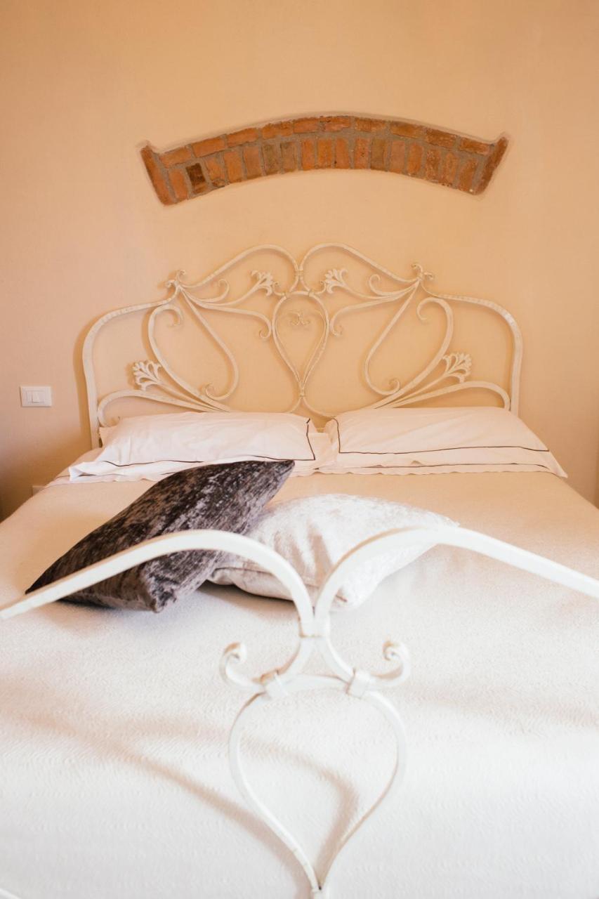 Agriturismo La Burlanda Fosdinovo Eksteriør billede