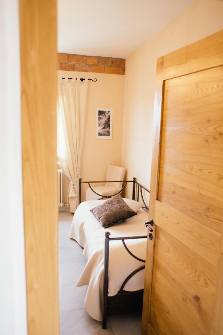 Agriturismo La Burlanda Fosdinovo Eksteriør billede
